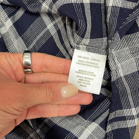 Soft JOIE plaid button down - Picture 3 of 3